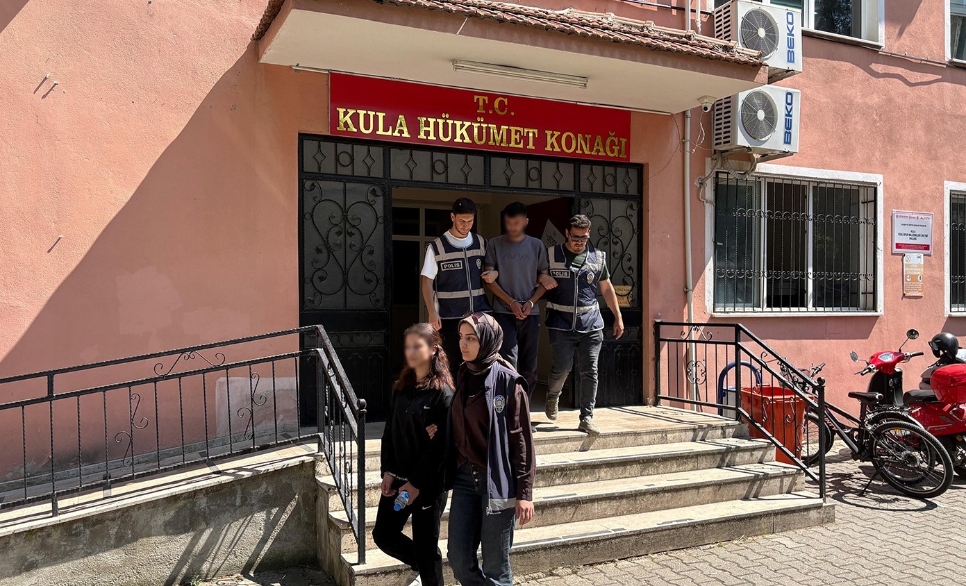 kulada uyusturucu operasyonu kagida uyusturucu madde emdirilmis 1 LrOkCJBT