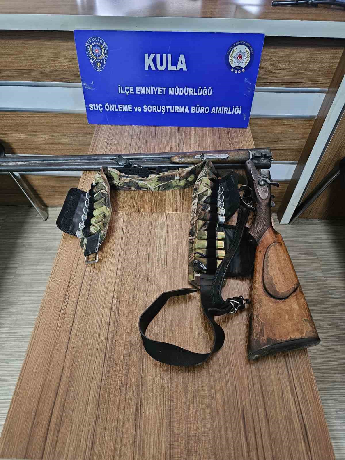 kulada uyusturucu ve aranan sahislara yonelik operasyon 1 M7jFzFfE