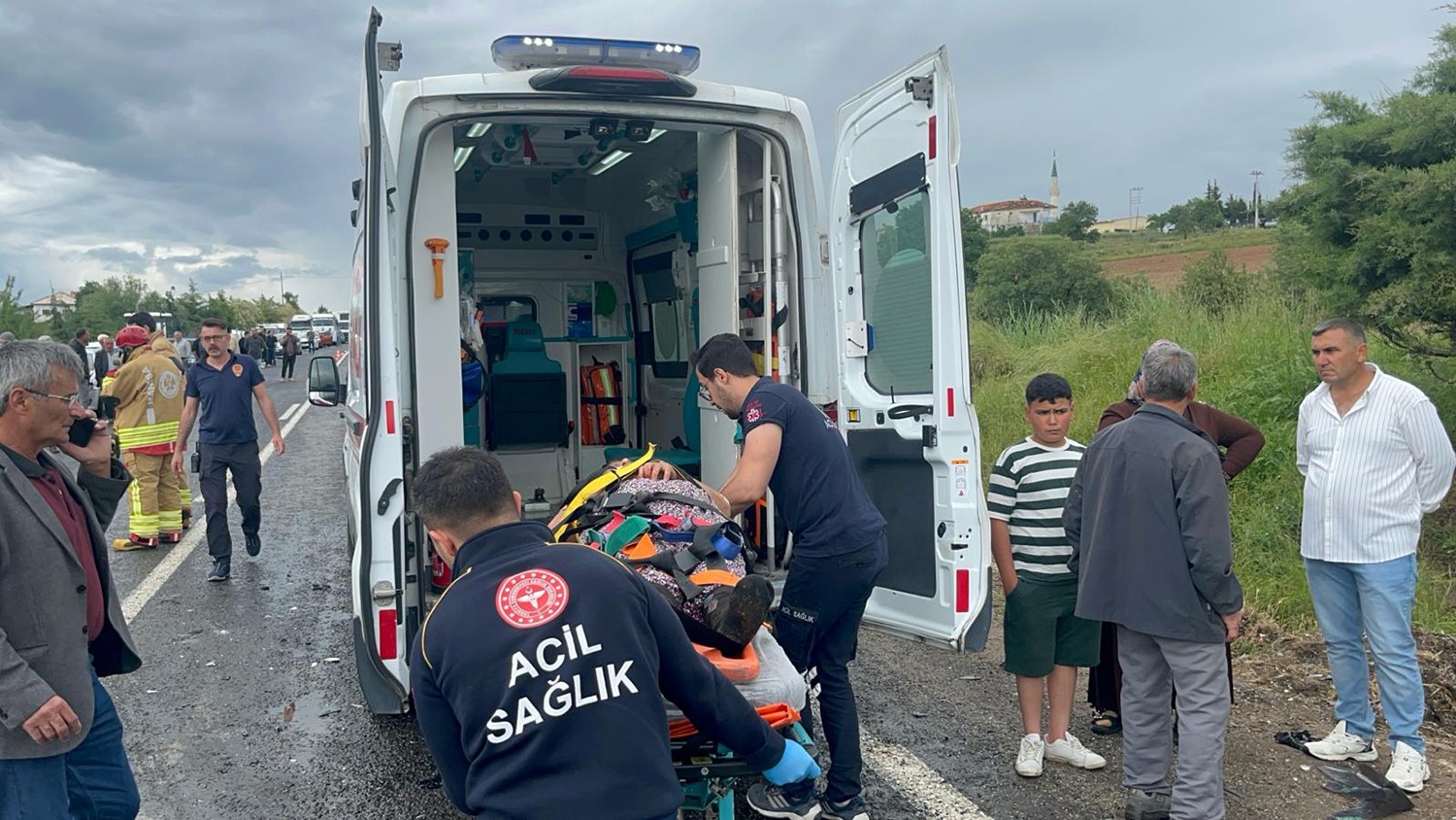 kulada zincirleme trafik kazasi 8 yarali 1 gozalti 1 UlcGU53l