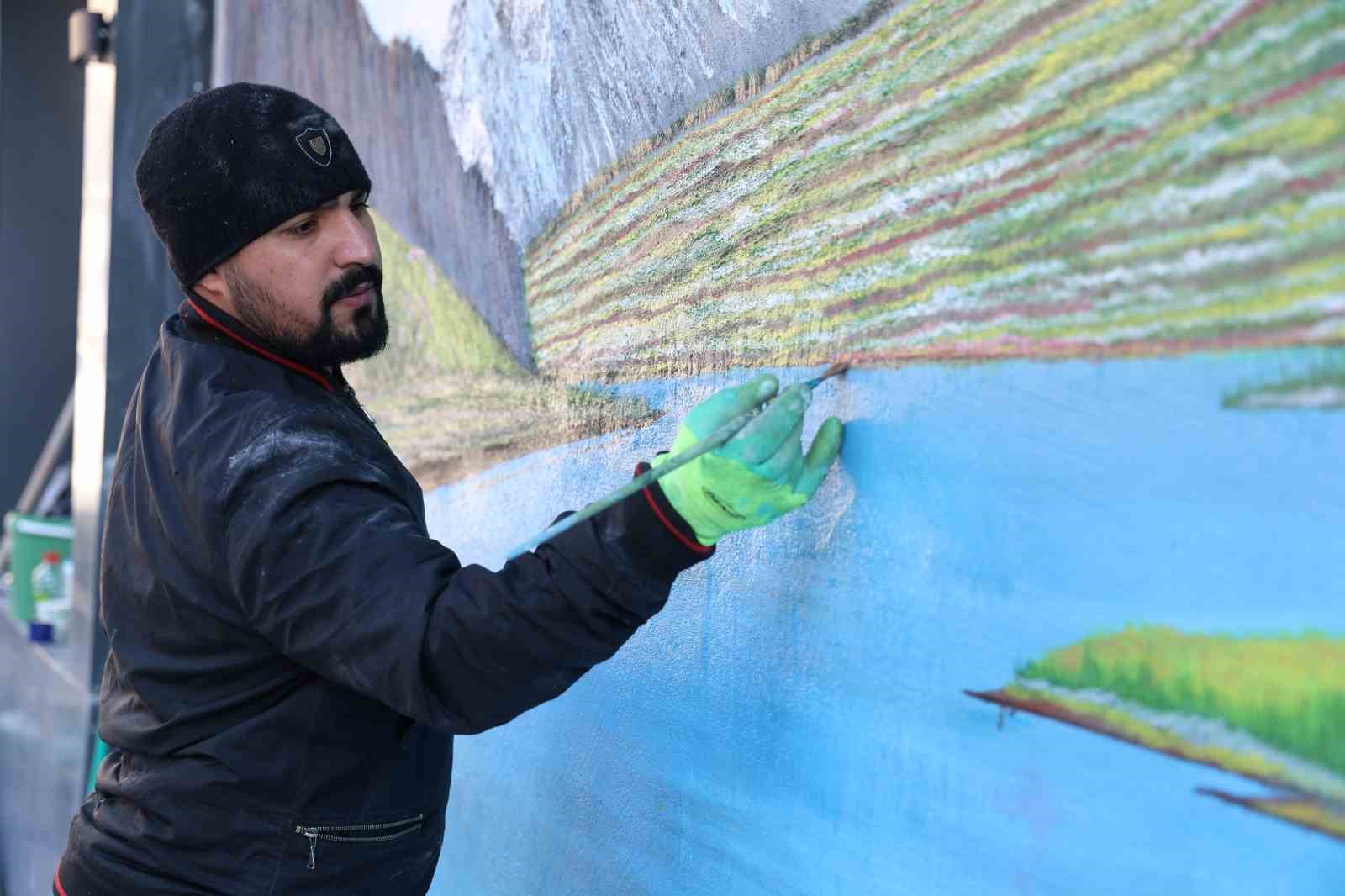 kule vincten tuvale kirsehirde operatorun sanat yolculugu 0 2RSOWqTn