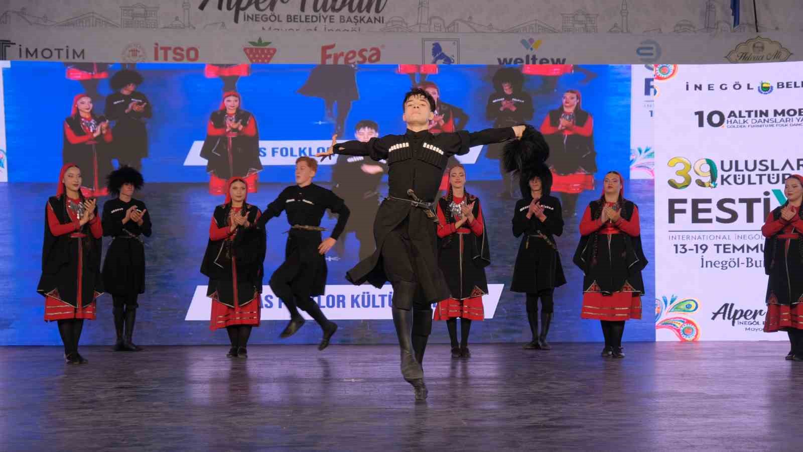 Kültür sanat festivali coşkusu İmera konseriyle zirveye ulaştı 6 kultur sanat festivali coskusu imera konseriyle zirveye ulasti 2 EGe5LvIJ
