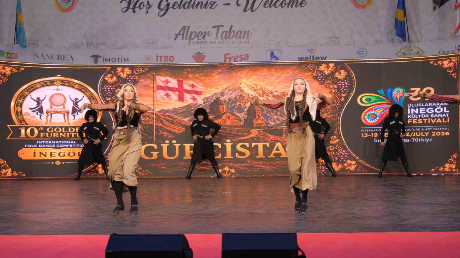 Kültür sanat festivali coşkusu İmera konseriyle zirveye ulaştı 7 kultur sanat festivali coskusu imera konseriyle zirveye ulasti 3 wBRUMgbT