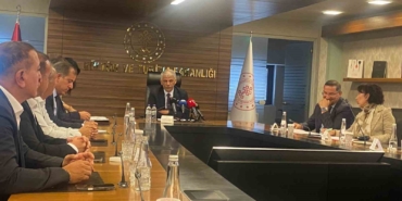 kultur-ve-turizm-bakan-yardimcisi-alparslan-konaklama-imkanlarini-artirarak-sektorde-onemli-bir-ihtiyaci-karsilamayi-79aTYiNg.jpg