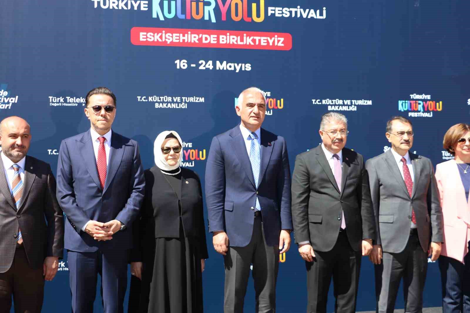 kultur ve turizm bakani ersoy kultur yolu festivali eskisehir esnafina can suyu olacak 1 XnbGHFiu