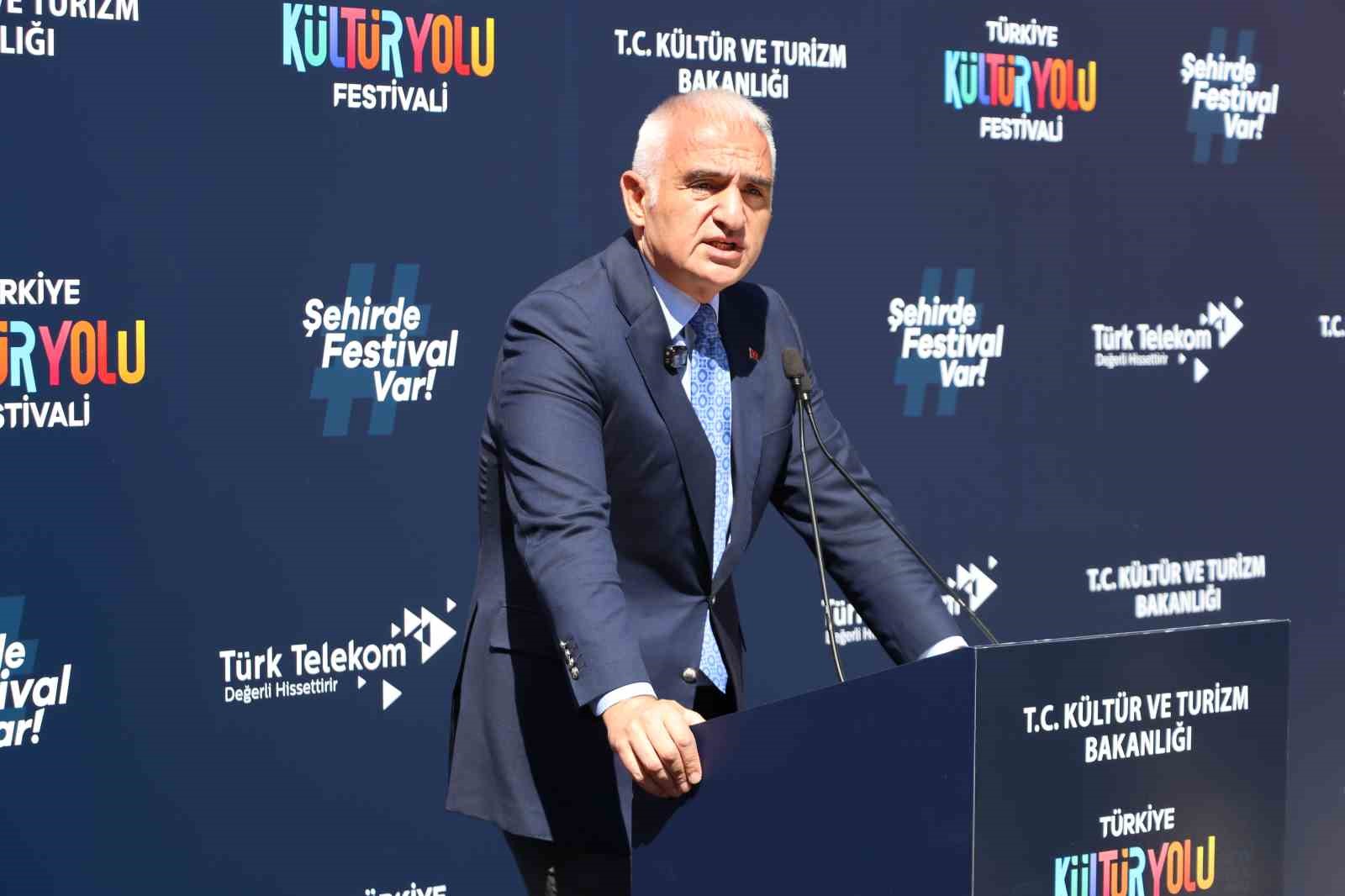 kultur ve turizm bakani ersoy kultur yolu festivali eskisehir esnafina can suyu olacak 2 NwDyiU1t
