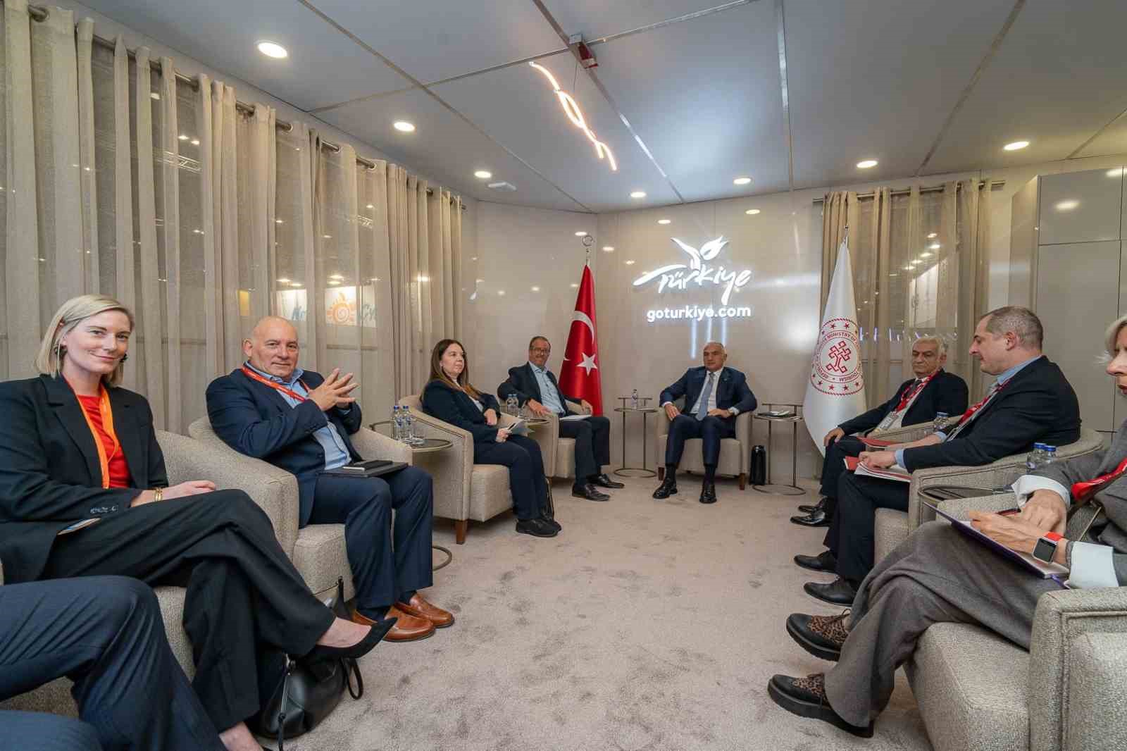 kultur ve turizm bakani ersoy turizmde yil sonu hedefimiz 64 milyar dolara emin adimlarla nOVTSldZ