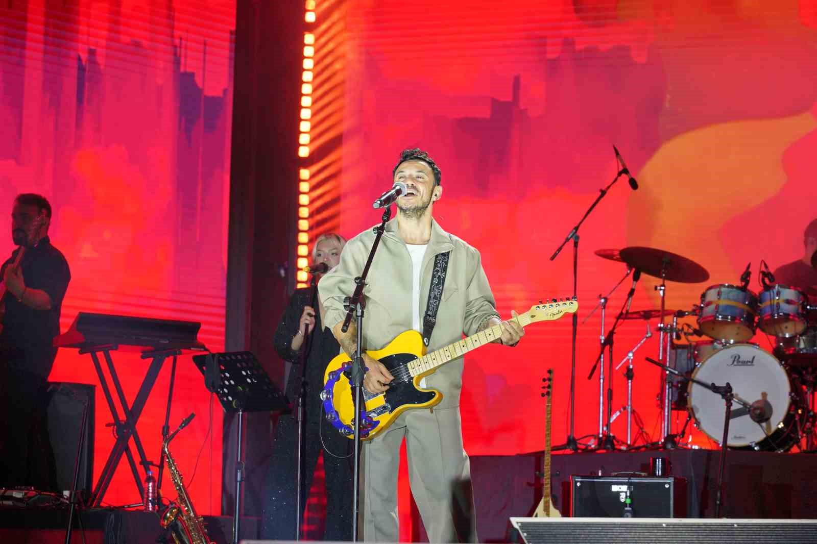 kultur yolu festivali buray konserinde kavga 0 CeZasKLX