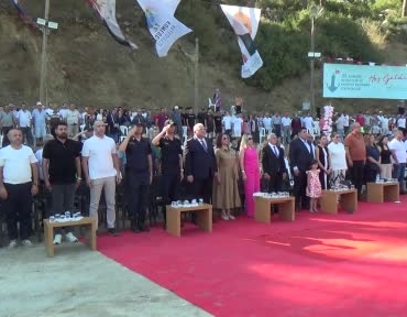 kumlucada-kabotaj-bayrami-renkli-goruntulere-sahne-oldu-euiRjYDZ.jpg