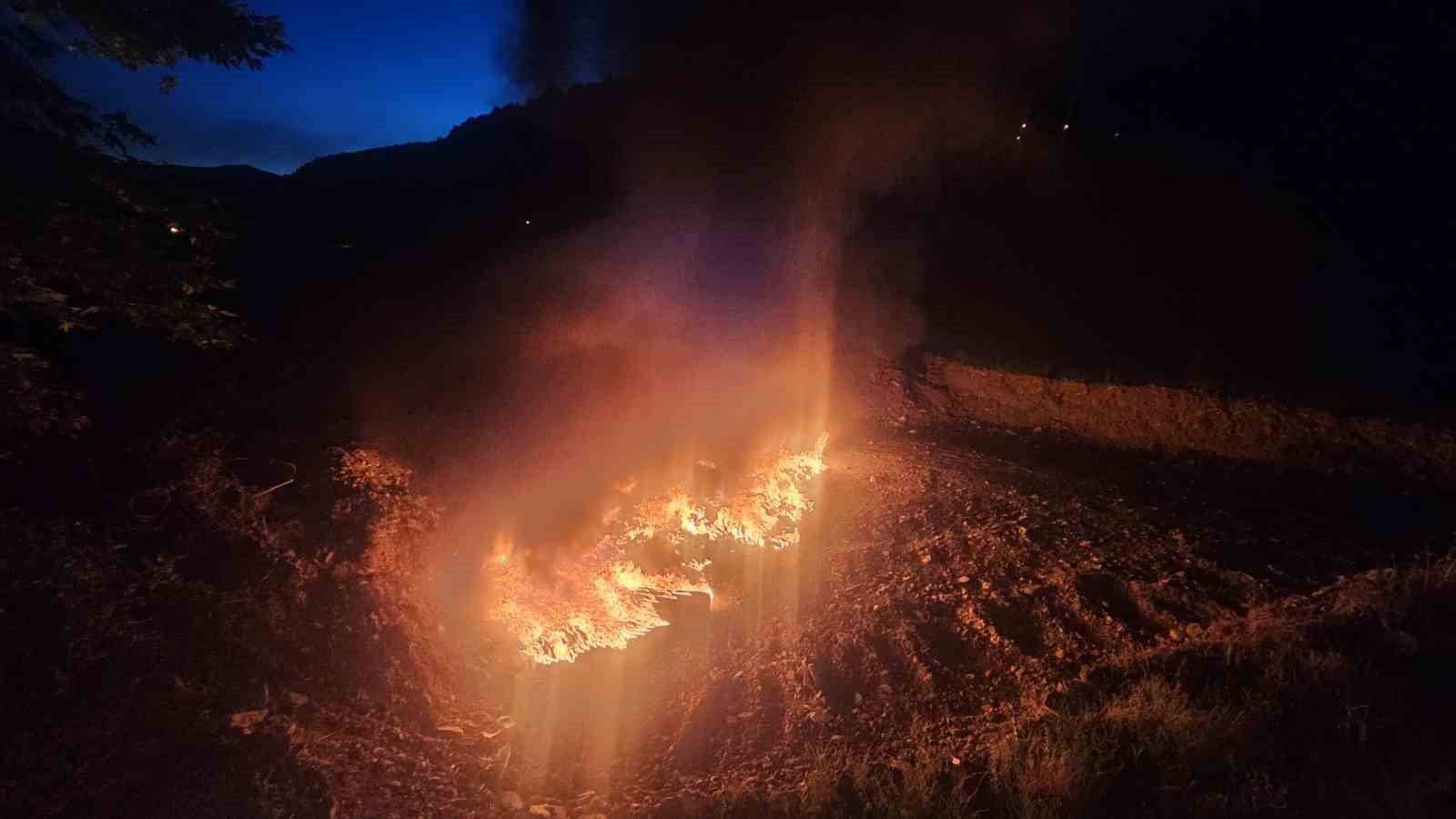 Kumluca’da yangın paniği 6 kumlucada yangin panigi 2 m7Tml6qp