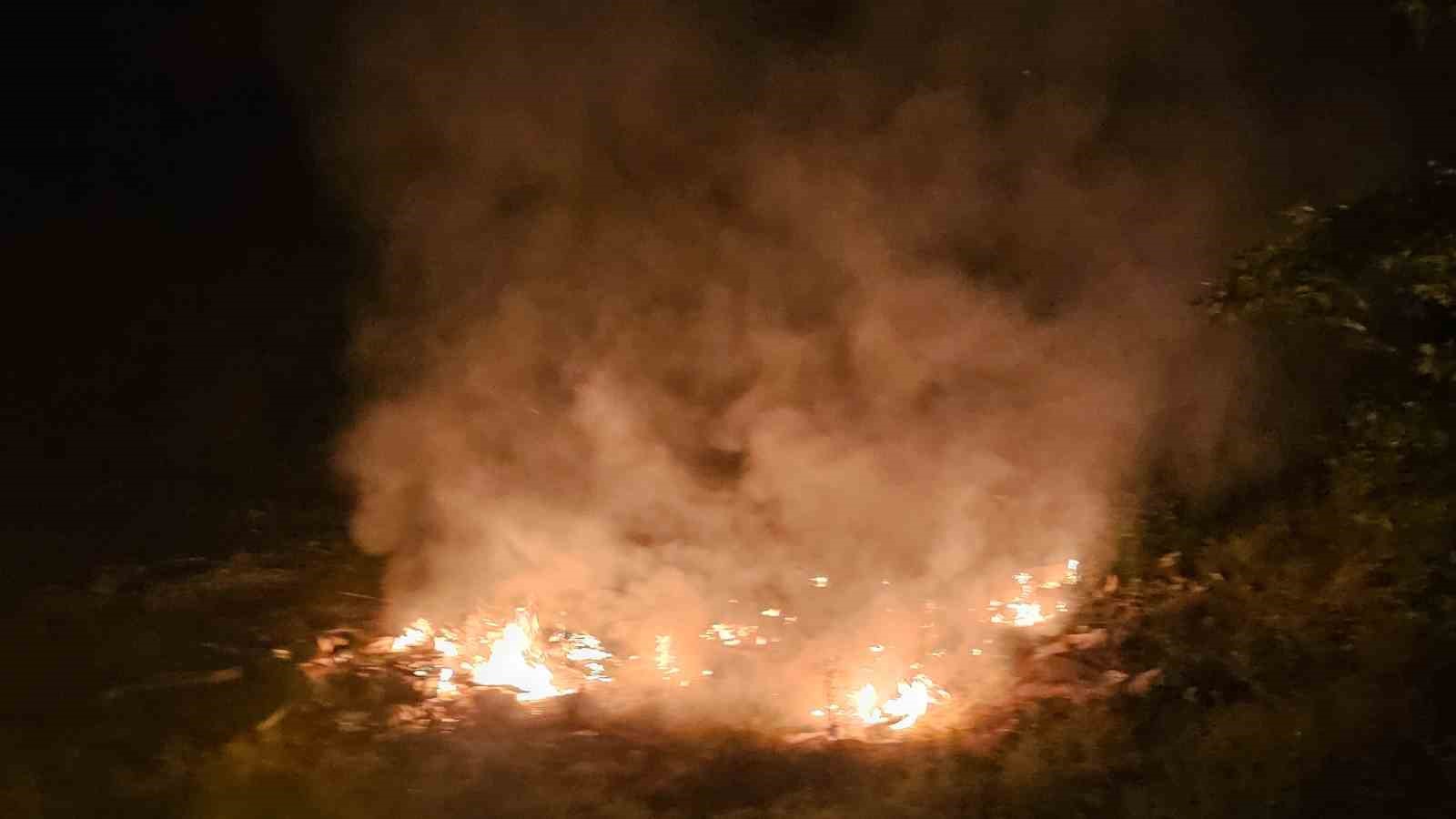 Kumluca’da yangın paniği 7 kumlucada yangin panigi 3 PuwQMIyt