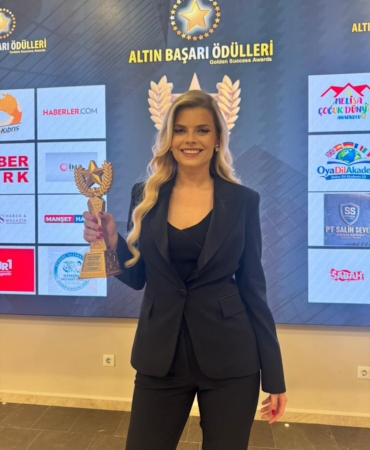 kupa-gunlugu-altin-basari-odulune-layik-goruldu-T9jiqGXP.jpg