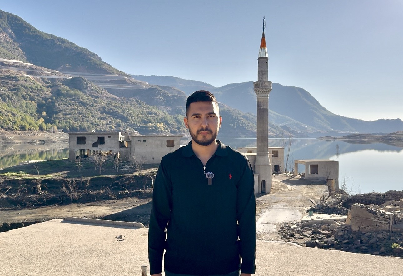 kuraklik kibrisa icme suyu saglayan baraji da vurdu su altindaki koy ortaya cikti 8 cXf54tDb