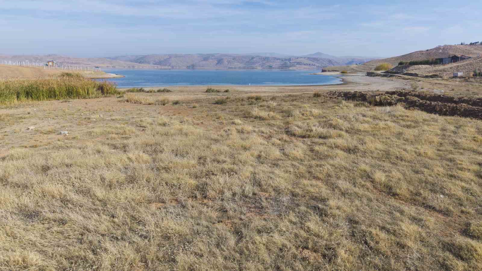 kuraklik riski buyuyor ciftciden uyari suyu dikkatli kullanmazsak ekmegimizi kaybederiz 6 8MziWMVf