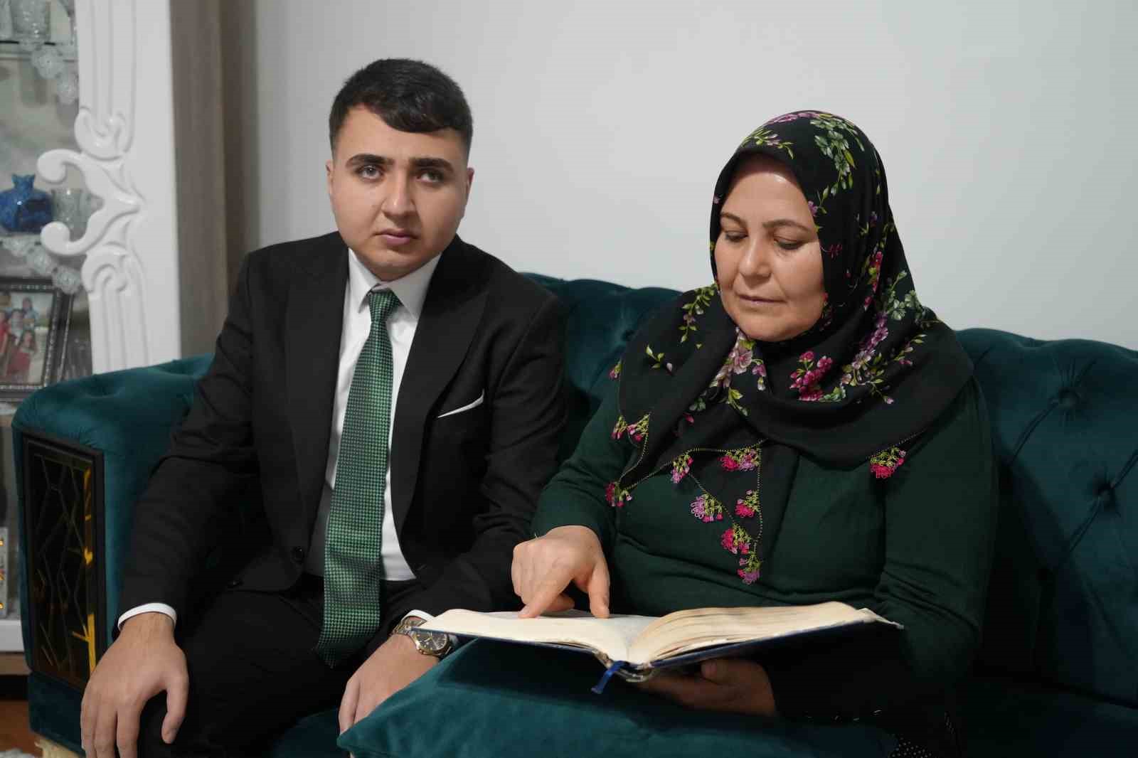 kuran i kerim aski gormeyen gozu oldu 1 yilda hafiz oldu 2 UquaMVeC