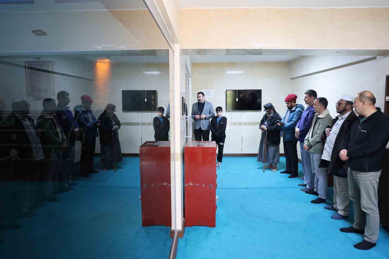 kuran i kerimde ismi gecen peygamberlerin kabirlerinin oldugu ilce yilda 1 milyon ziyaretci agirliyor 14