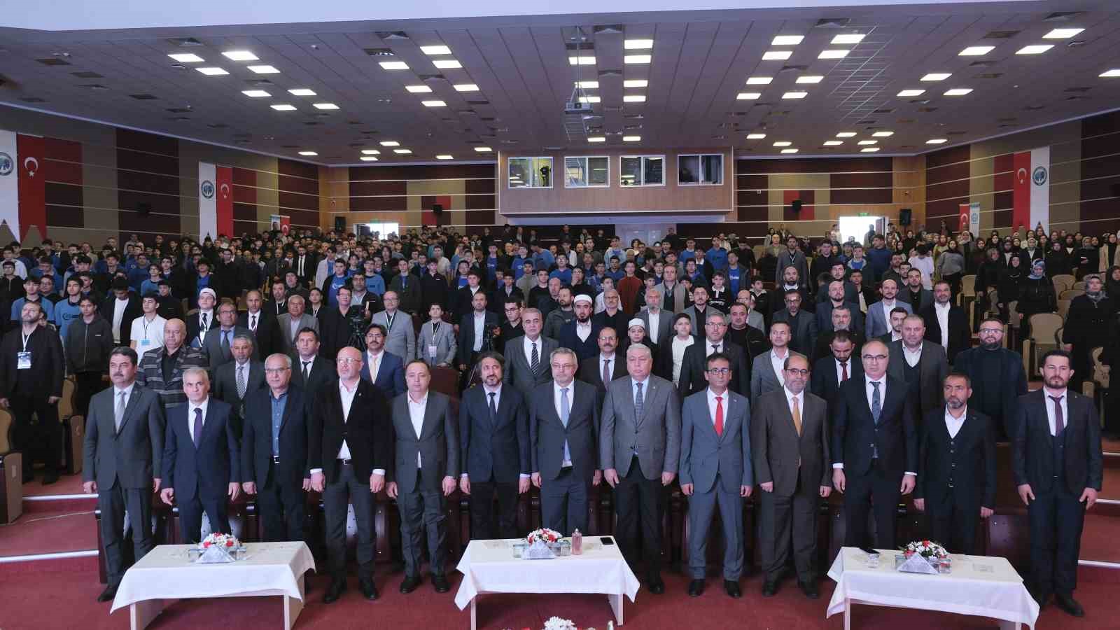 Kur’an-ı Kerim’i Güzel Okuma Yarışması Bölge Finali Karaman’da yapıldı 7 kuran i kerimi guzel okuma yarismasi bolge finali karamanda yapildi 3 GNCnMGqf