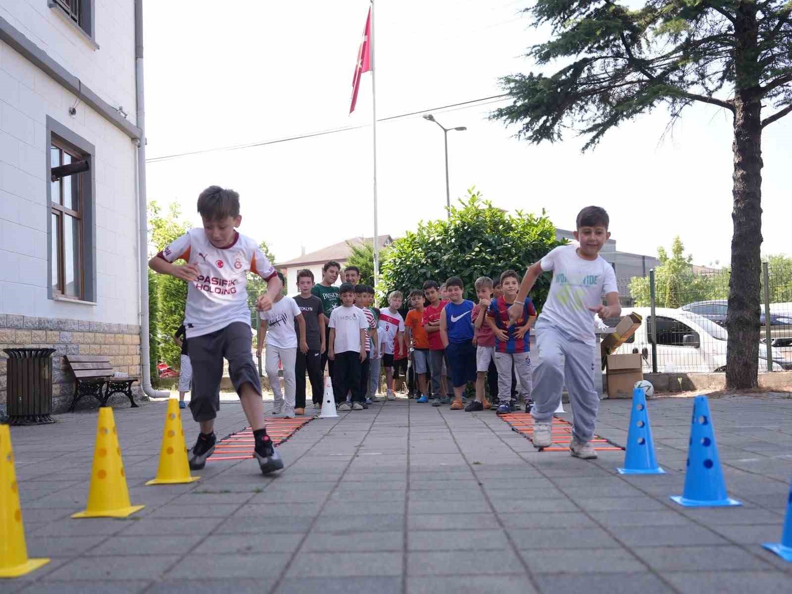 Kur’an kursu öğrencileri sporla buluştu 6 kuran kursu ogrencileri sporla bulustu 2 C23NTu8B
