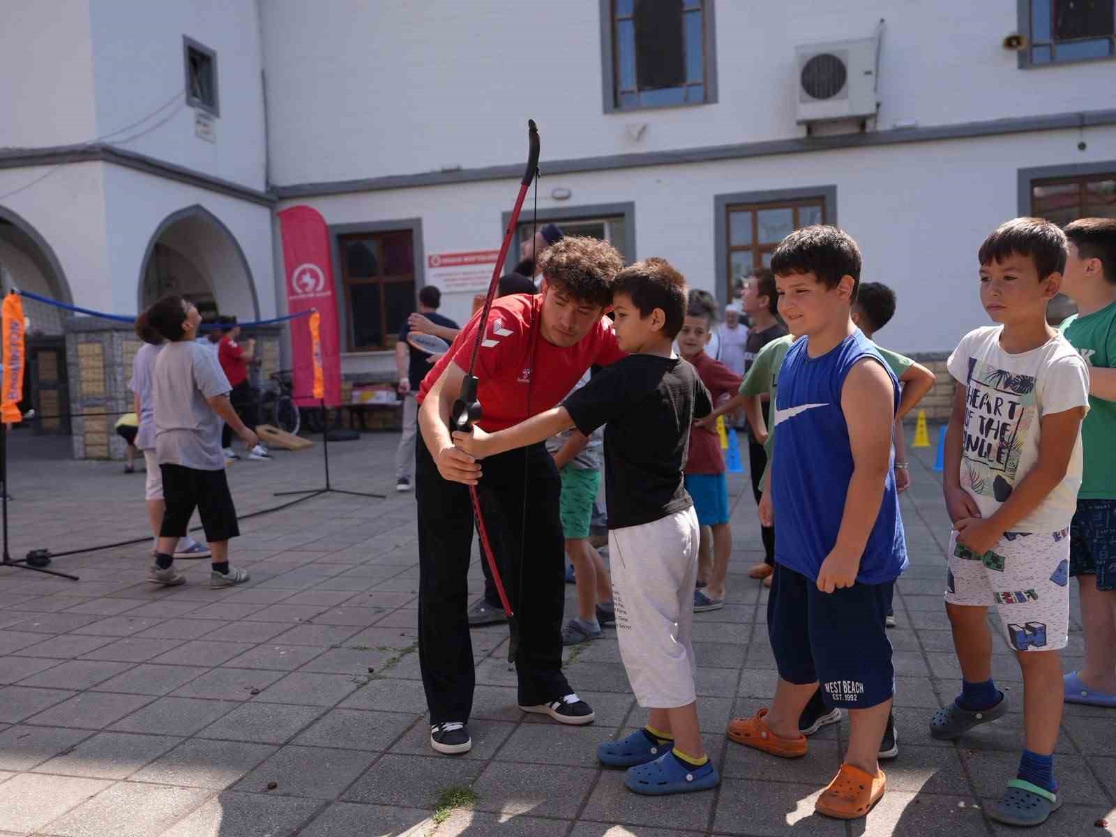 Kur’an kursu öğrencileri sporla buluştu 7 kuran kursu ogrencileri sporla bulustu 3 3XPTbpQH