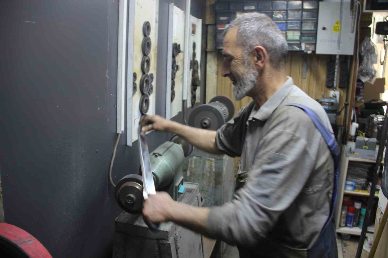 kurban bayrami oncesi bicakcilarda yogunluk basladi 2 DWXenag4