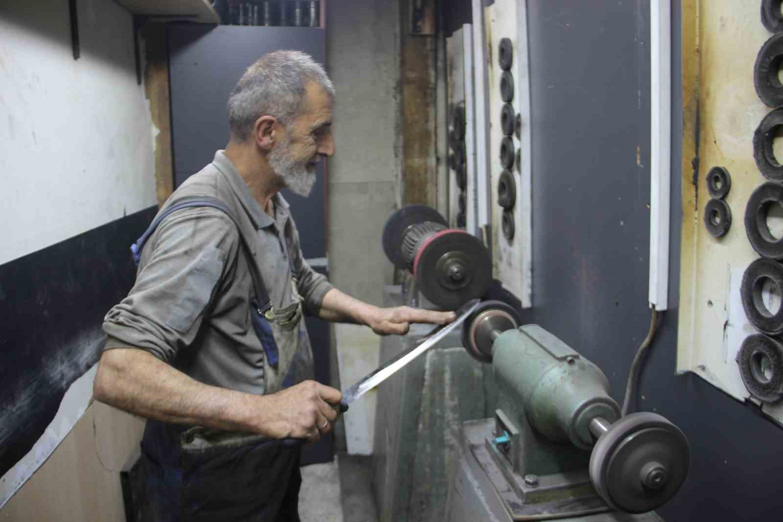 kurban bayrami oncesi bicakcilarda yogunluk basladi 4