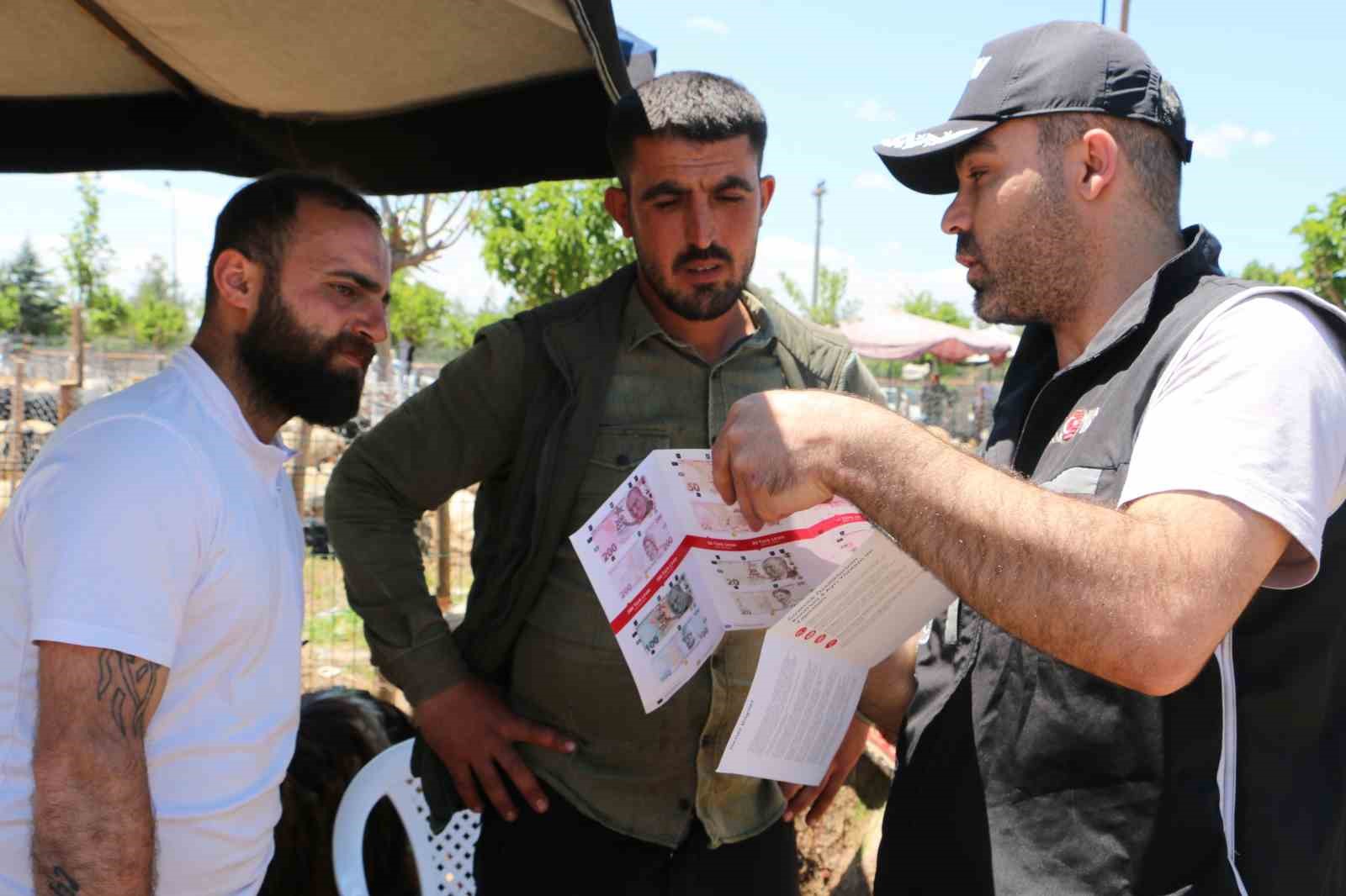 kurban bayrami oncesi saticilar sahte para konusunda bilgilendirildi 0 WXrscBwH