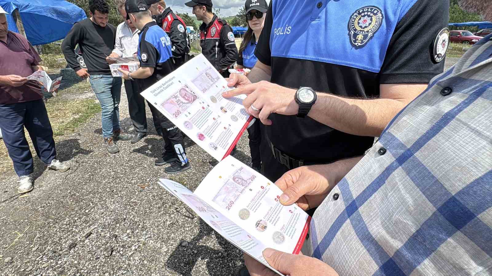 kurban pazarindaki yerlerini alan besicilere sahte para uyarisi 5 yCsCVJRz