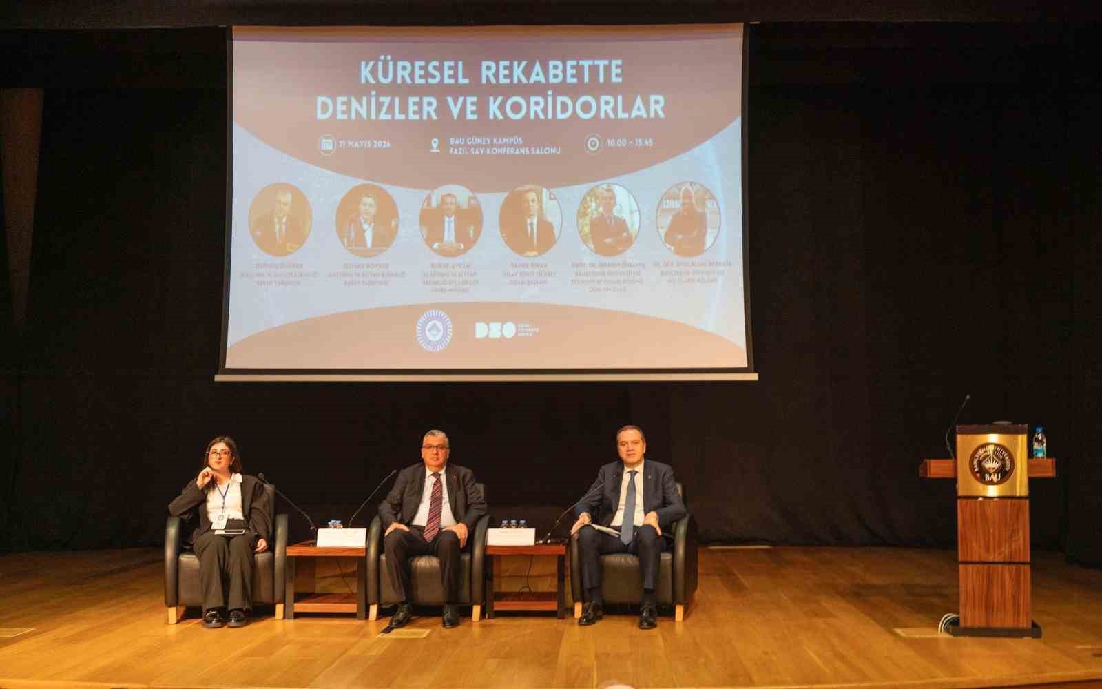 kuresel rekabette denizler ve koridorlar paneli bakan yardimcilariyla ogrencileri bulusturdu 1 VuGHS6e9