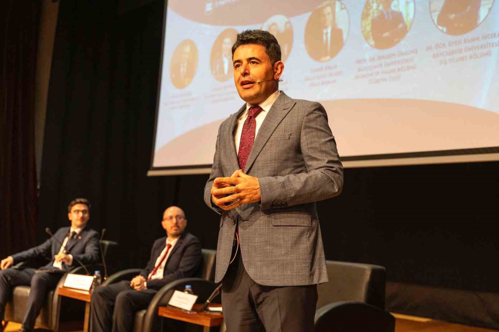 kuresel rekabette denizler ve koridorlar paneli bakan yardimcilariyla ogrencileri bulusturdu 3 zVyPtdqY