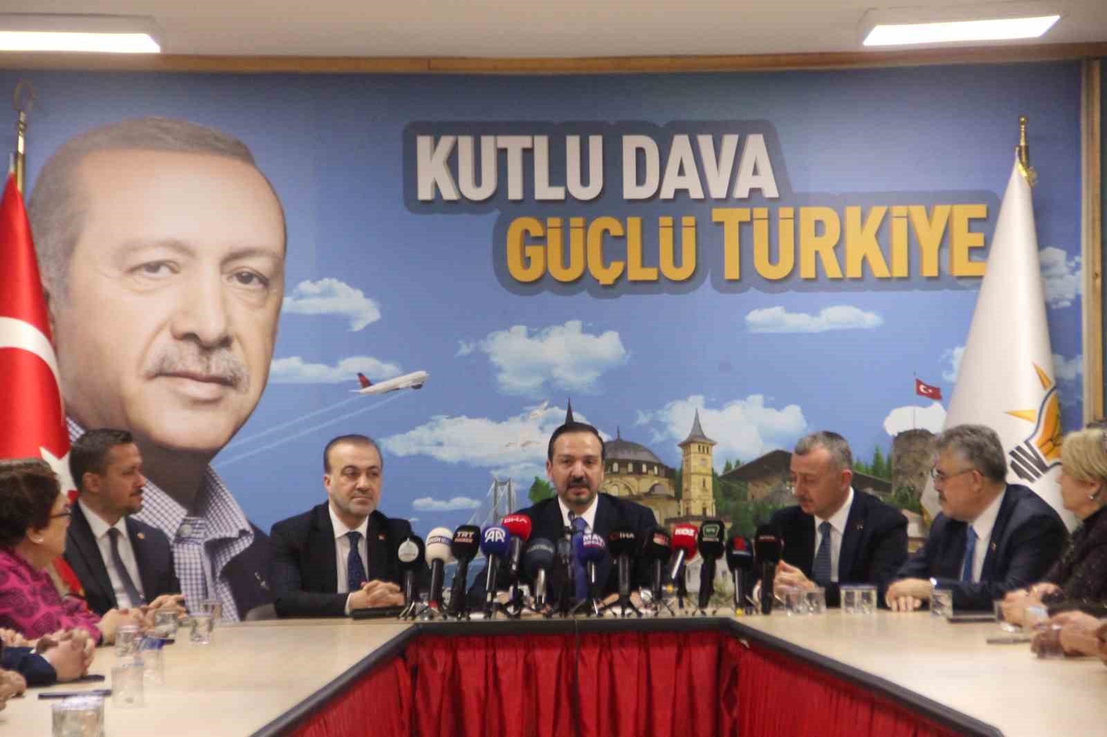 Kürşad Zorlu: "Terör örgütleri lağvedilmeli, Suriye’nin Kürtüyle, Arabıyla, Türkmeniyle bütünlüğü vazgeçilmez" 5 kursad zorlu teror orgutleri lagvedilmeli suriyenin kurtuyle arabiyla turkmeniyle butunlugu vazgecilmez 1 hqCUTFkr