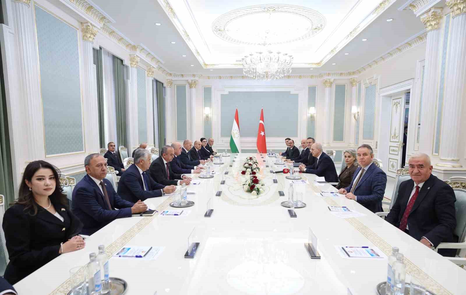 Kurtulmuş: "Önümüzdeki süreçte Filistin meselesiyle ilgili belki uzun yıllar sürecek yeni bir diplomatik mücadele dönemi başlıyor" 6 kurtulmus onumuzdeki surecte filistin meselesiyle ilgili belki uzun yillar surecek yeni bir diplomatik mucadele lp1uKjKa