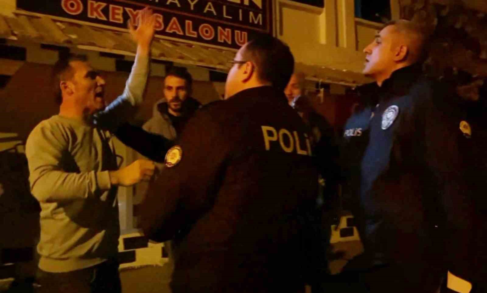 kuseceksen oynamayalim kahvehanesindeki kavga sokaga tasti 2 ftUrQnnj