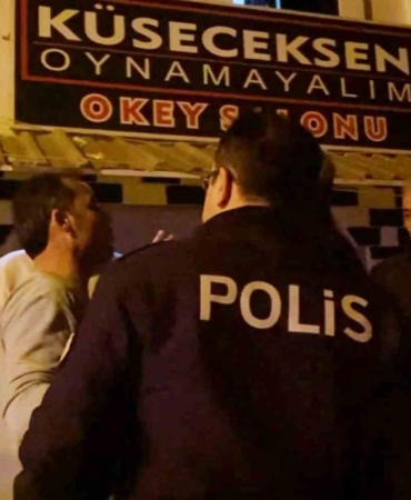 kuseceksen-oynamayalim-kahvehanesindeki-kavga-sokaga-tasti-qwAFGKXe.jpg