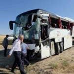 kutahya-afyonkarahisar-kara-yolunda-yolcu-otobusu-devrildi-31-yarali-ikewG5v5.jpg
