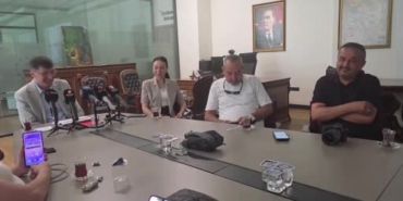 kutahya-belediye-baskani-kahveci-alnimiz-acik-basimiz-dik-gorevimizin-basindayiz-Q4MrU177.jpg