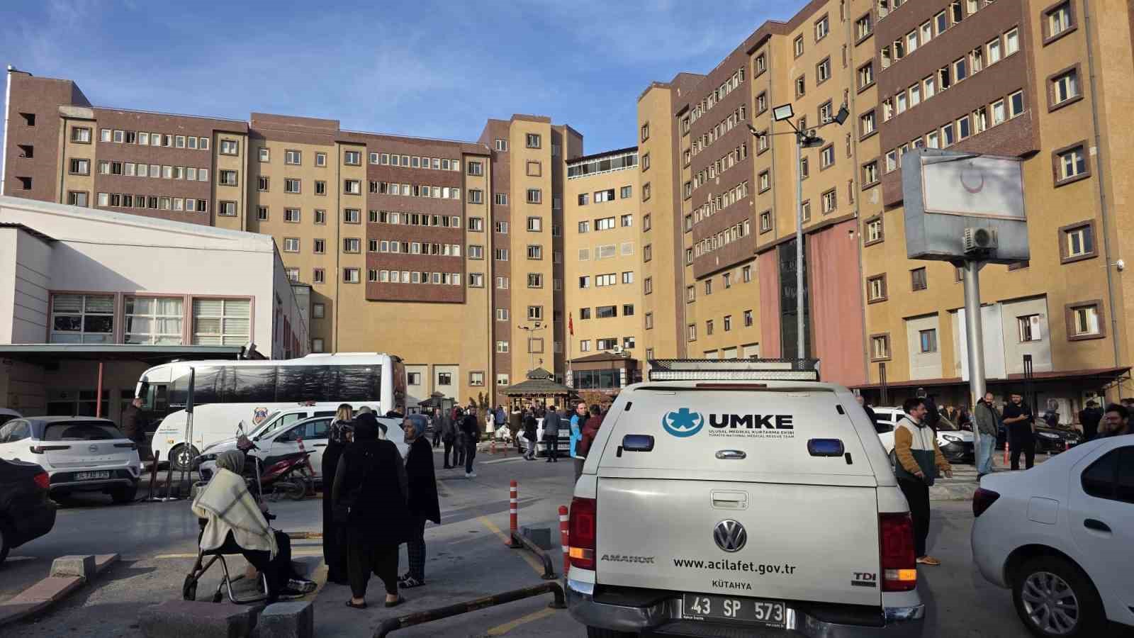 kutahya evliya celebi egitim ve arastirma hastanesinde yangin 1