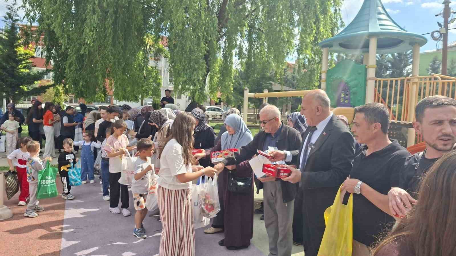 kutahya hisarcikta bayram arifelerinde holo gelenegi asirlardir yasatiliyor 0 T1LYMd5B