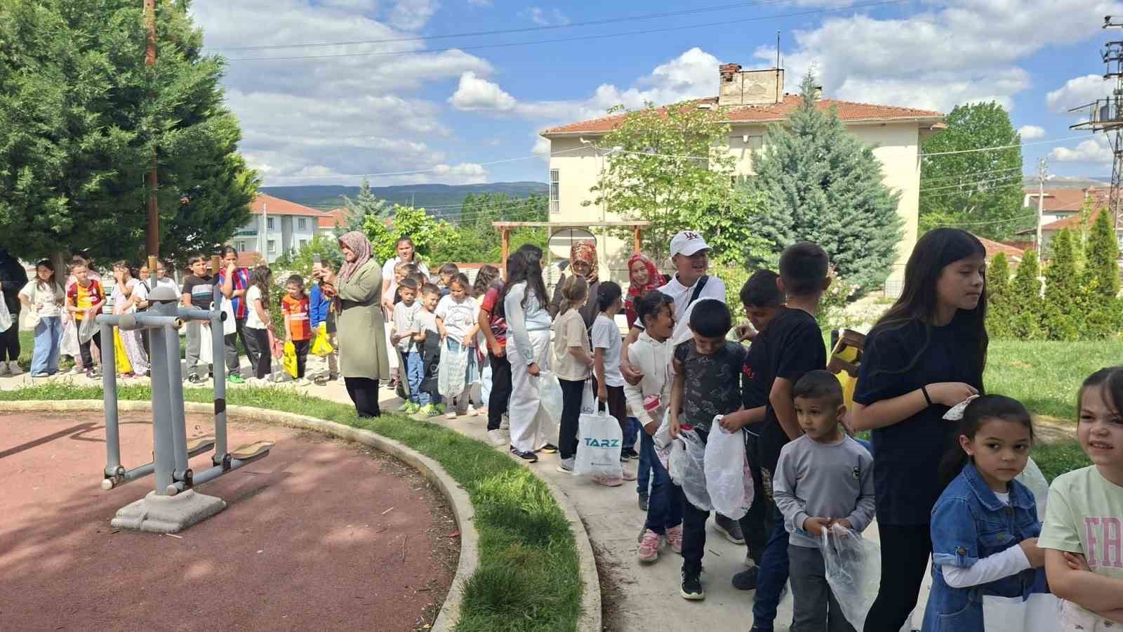 kutahya hisarcikta bayram arifelerinde holo gelenegi asirlardir yasatiliyor 4