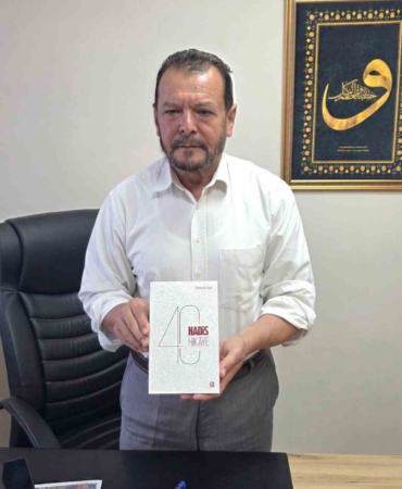 kutahya-il-muftu-yardimcisi-balin-yeni-kitabi-40-hadis-hik-ye-okuyucuyla-bulustu-y2OJWAsm.jpg