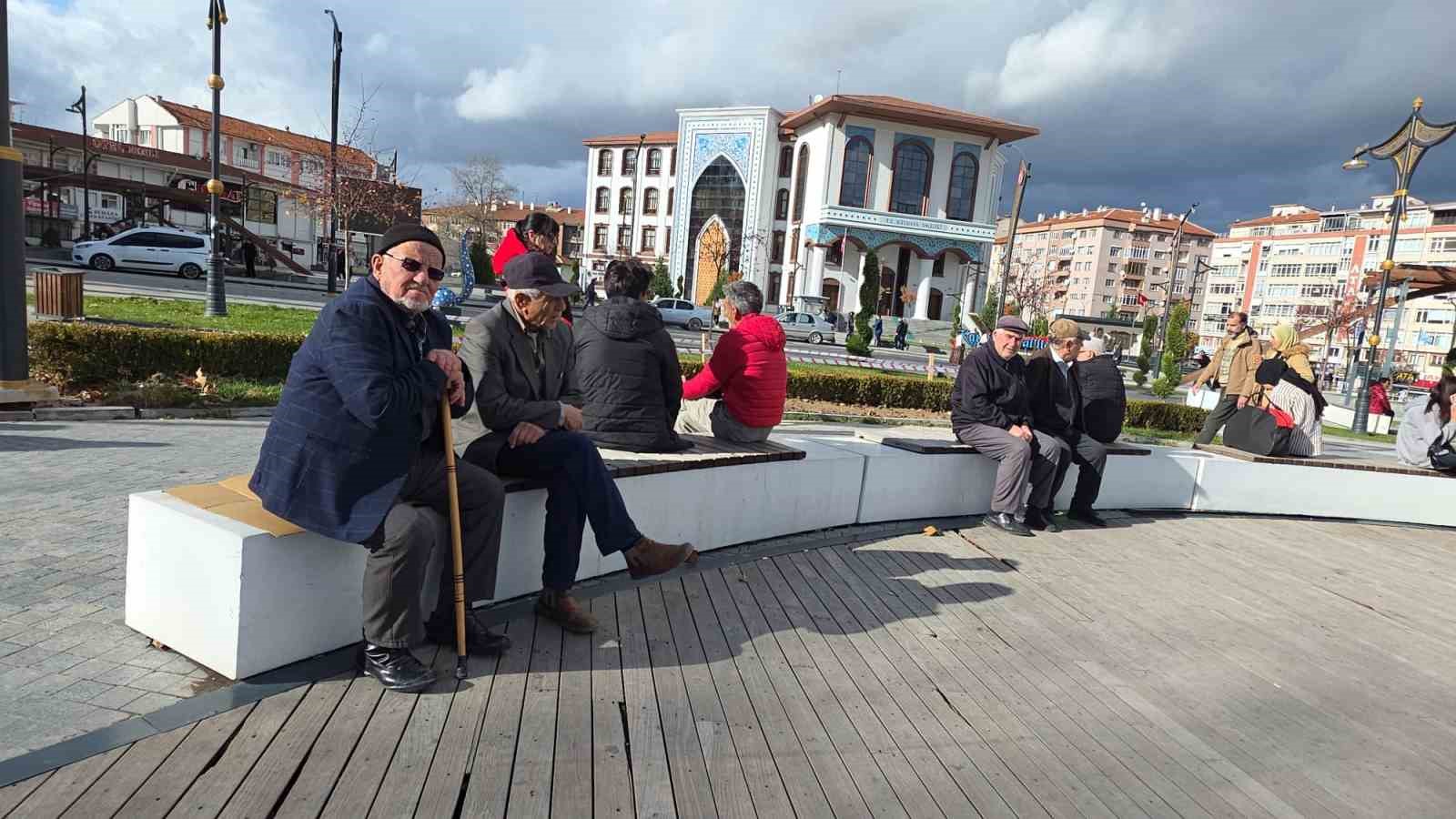kutahya turkiyenin en mutlu besinci sehri 3 9LcanPSj