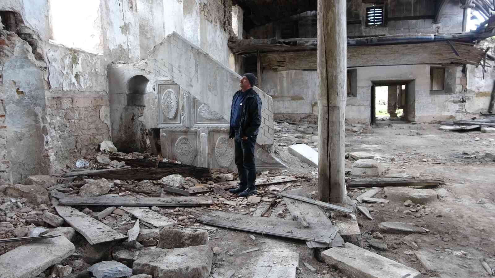 kutahya valisi isindan kilise restorasyonu aciklamasi tarihi bir degeri sehrimize kazandiracagiz 4 6PcaFmB6