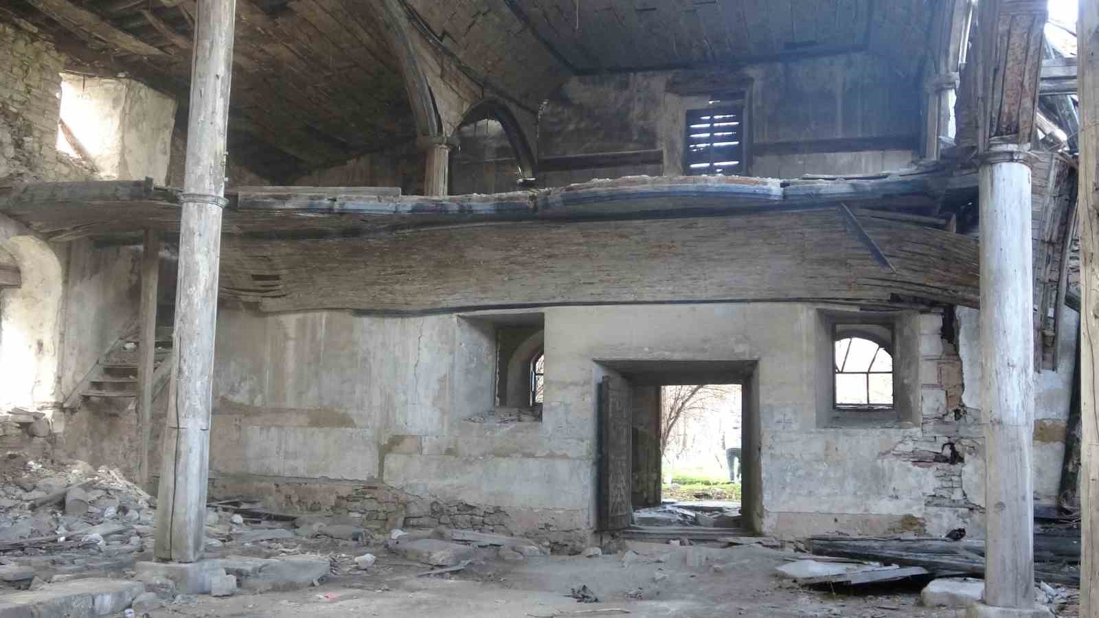 kutahya valisi isindan kilise restorasyonu aciklamasi tarihi bir degeri sehrimize kazandiracagiz 7 UTvEwhHa