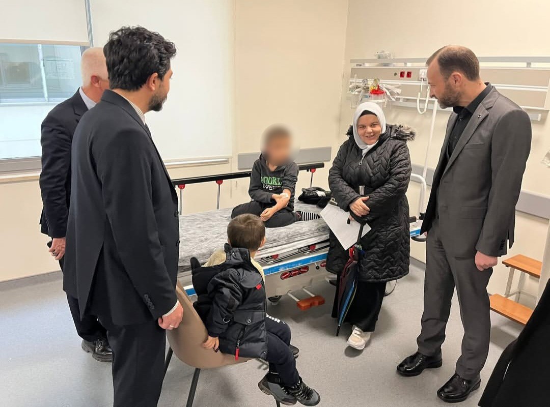 kutahyada 23 ogrenci zehirlenme suphesiyle hastaneye kaldirildi 3 XEZLNgki