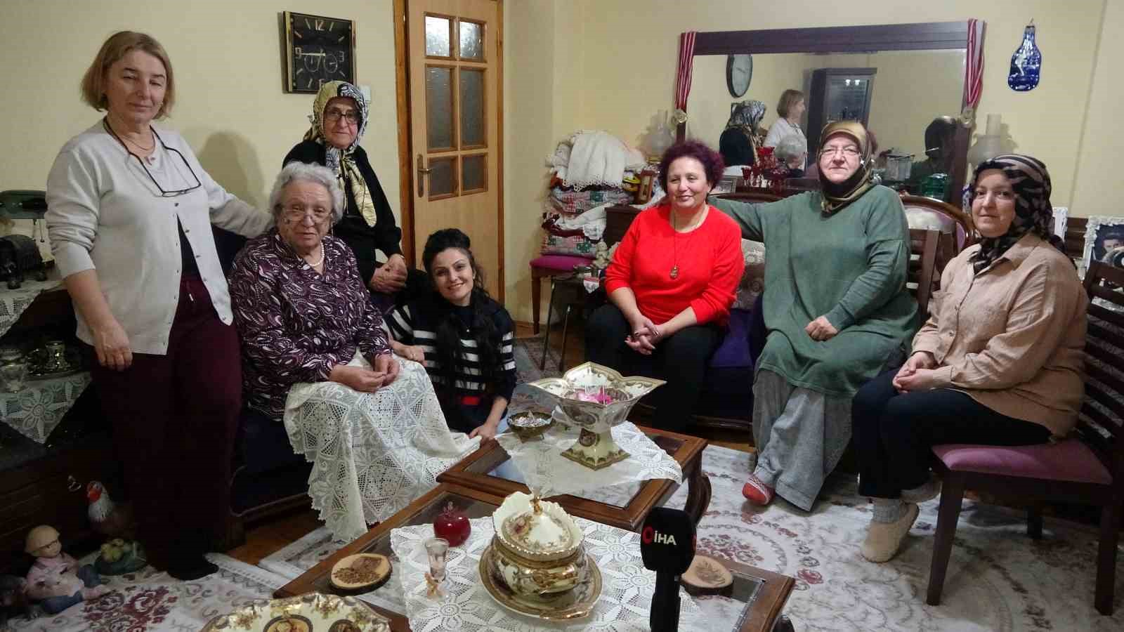 kutahyada 70 yildir ilmek atan emekli ogretmenin azmi ornek oluyor 6