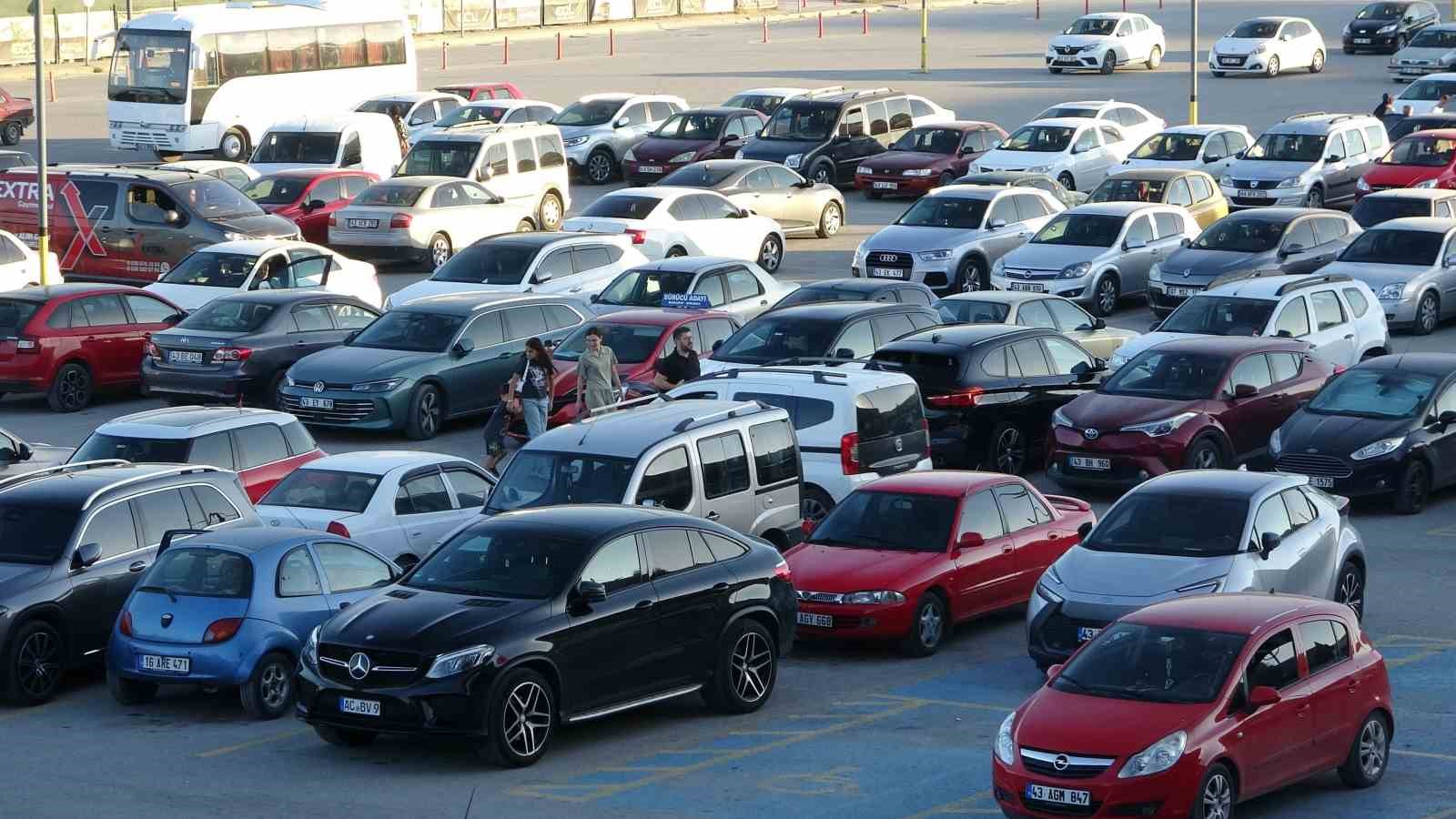Kütahya’da araç sayılarındaki artış "durmak" bilmiyor 6 kutahyada arac sayilarindaki artis durmak bilmiyor 2 pkZeGfiA