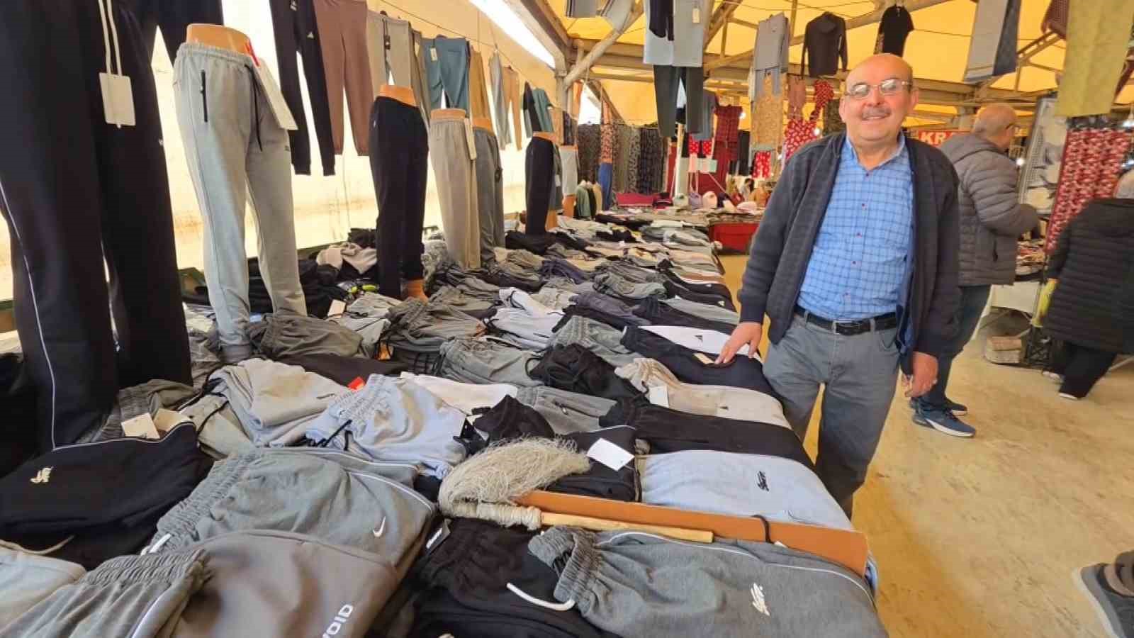 kutahyada bayram pazari hareketliligi basladi 6
