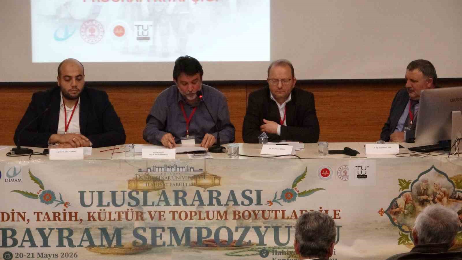 Kütahya’da bayramın dini ve kültürel boyutları masaya yatırıldı 5 kutahyada bayramin dini ve kulturel boyutlari masaya yatirildi 1