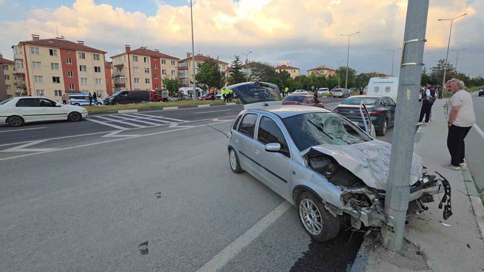 kutahyada feci kaza 1 olu 2 yarali 3 QLdKgb1O