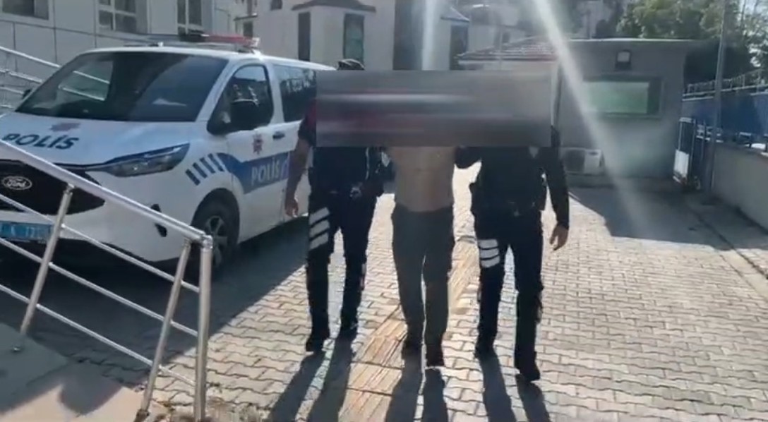 kutahyada kirmizi bultenle aranan hukumlu yakalandi 1 XQusDMaU
