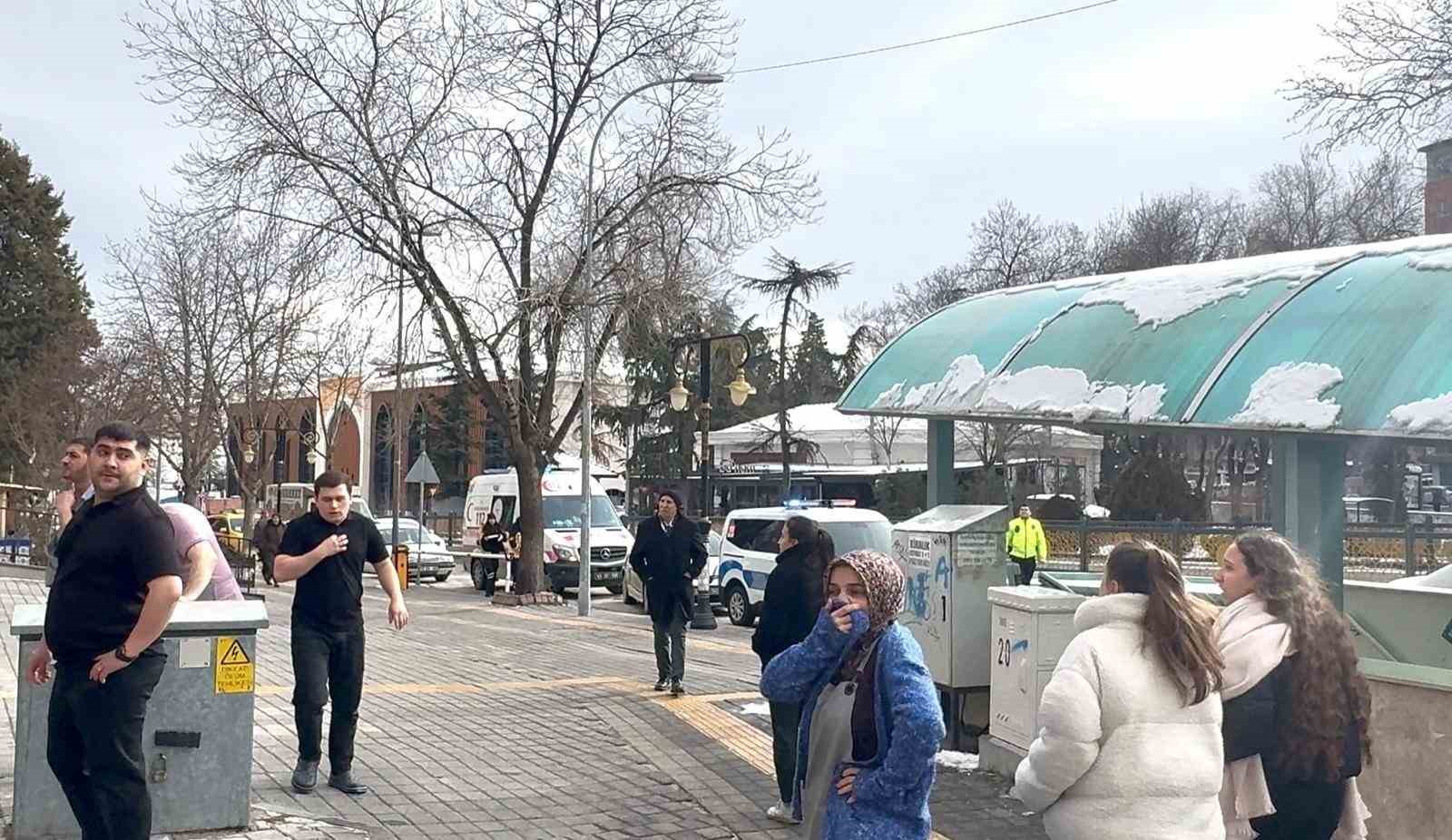 kutahyada korkutan yangin 3 kisi dumandan etkilendi 4 OWUyFKyU