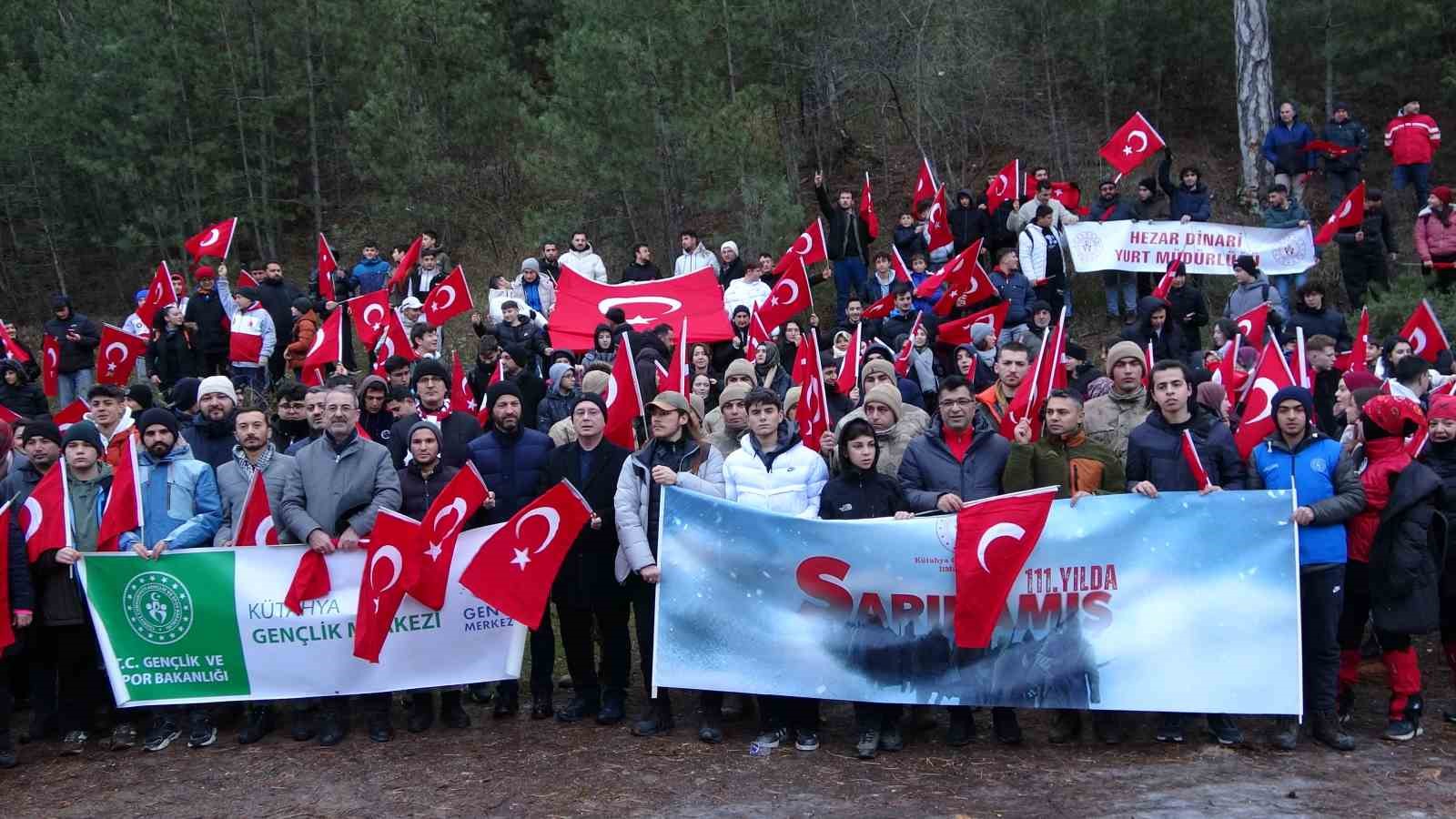 kutahyada sarikamis sehitleri dualar ve yuruyusle anildi 2 wSlwv6EM